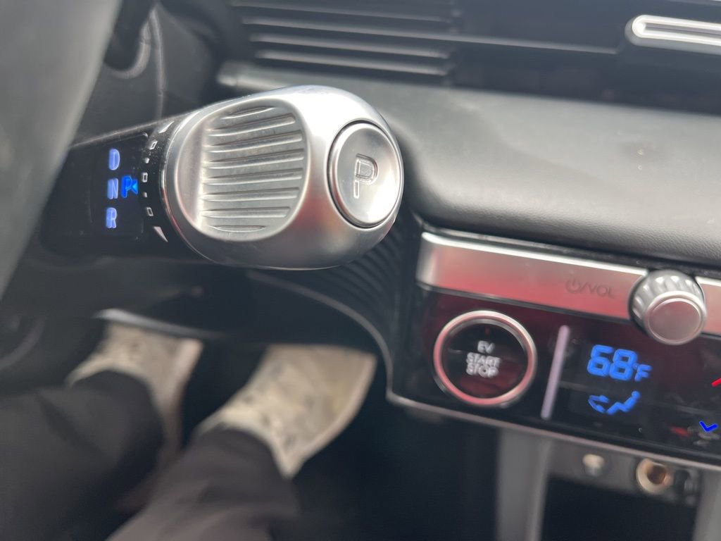 Used 2024 Hyundai Ioniq 5 SE image 22