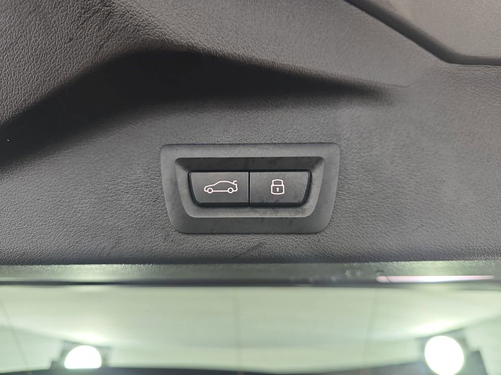 Used 2026 BMW X5 xDrive40i w/ Climate Comfort Package image 16