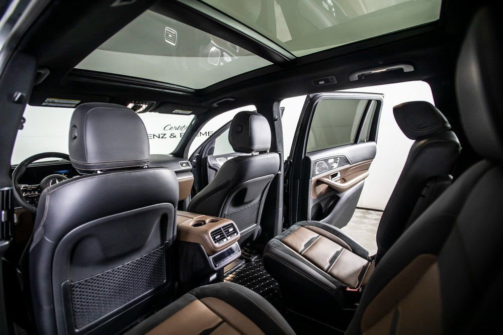 Used 2024 Mercedes-Benz GLS 63 AMG GLS 63 AMG image 25