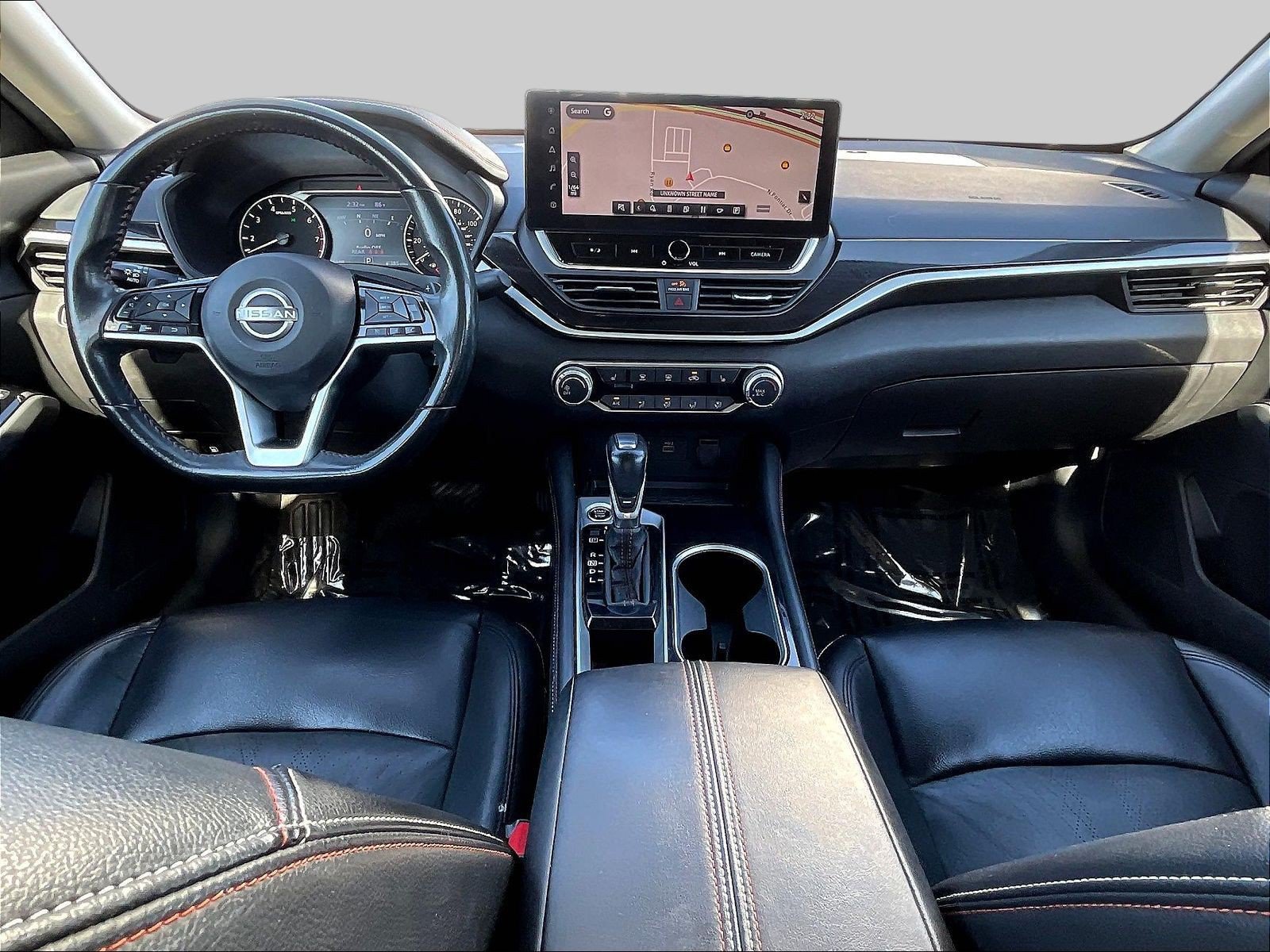 Certified 2024 Nissan Altima 2.5 SR w/ SR Premium Package FWD image 10
