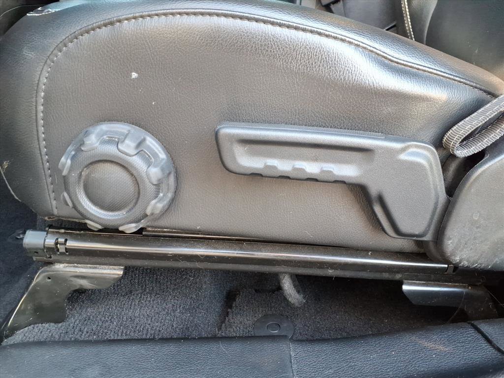 Used 2023 Jeep Wrangler Sahara w/ Cold Weather Group image 21