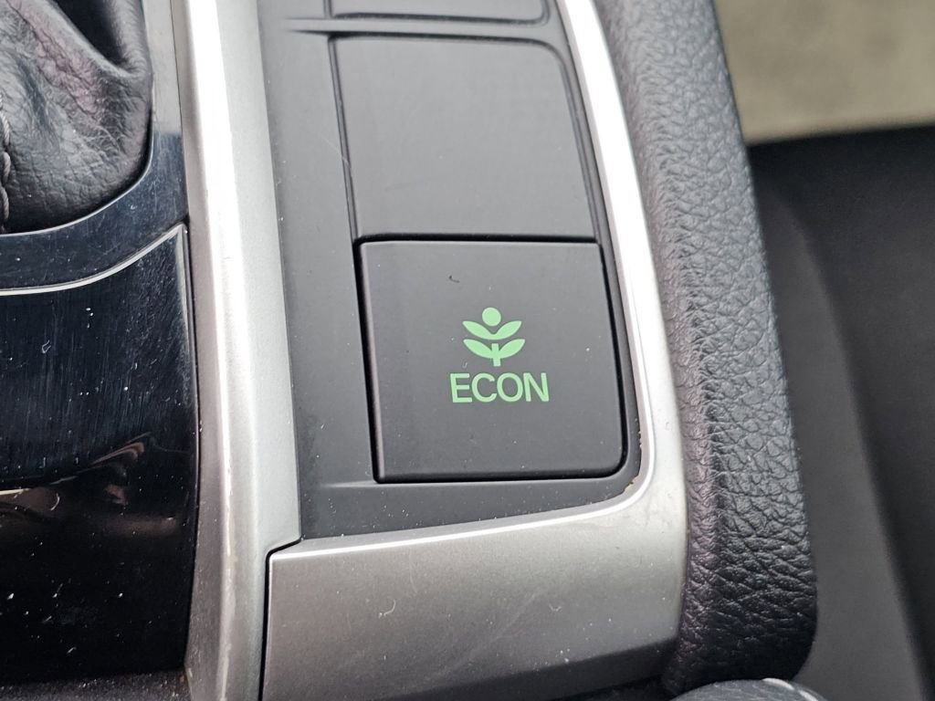 Used 2019 Honda Civic Sport image 9