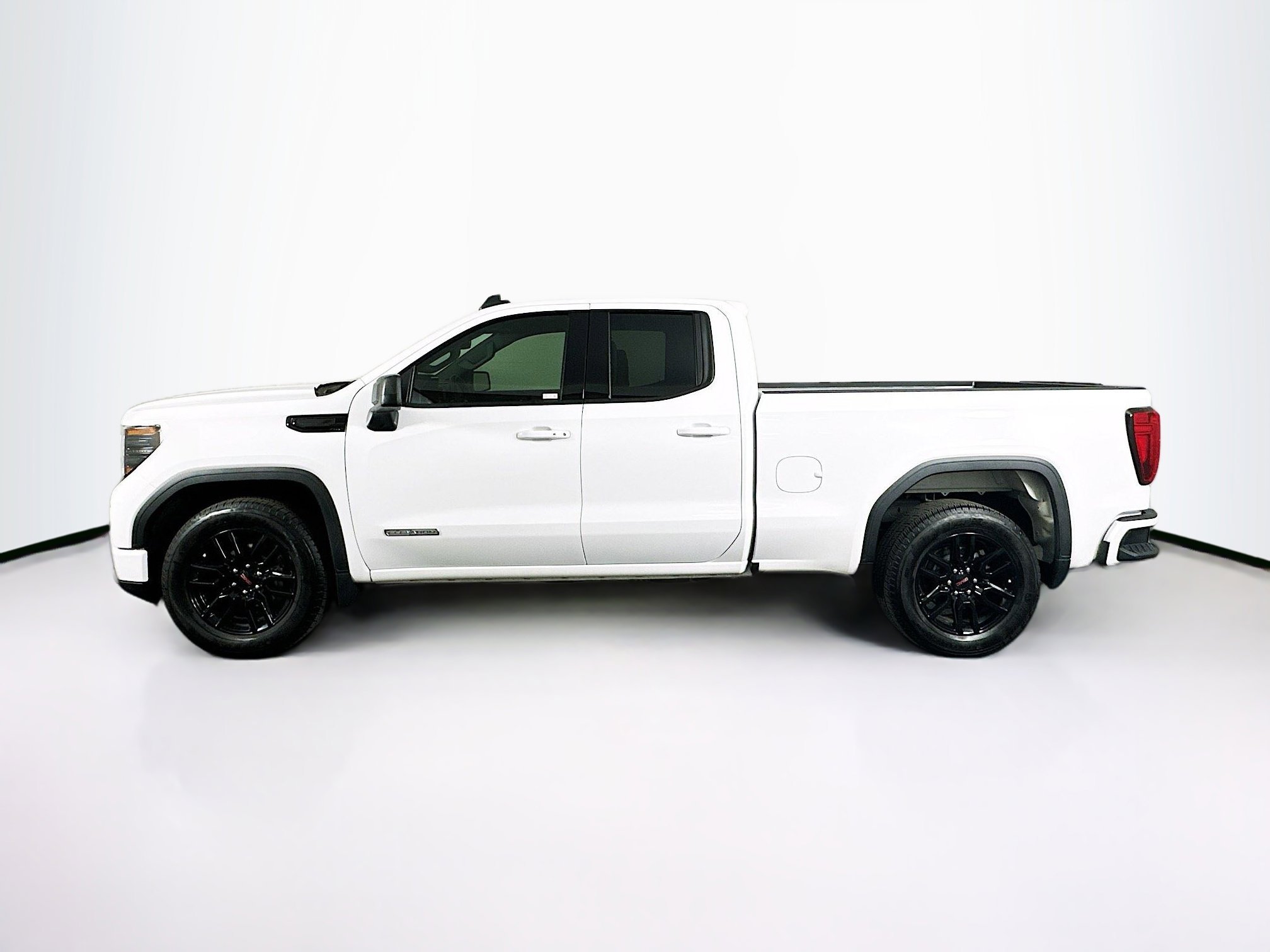 Used 2024 GMC Sierra 1500 Elevation image 4