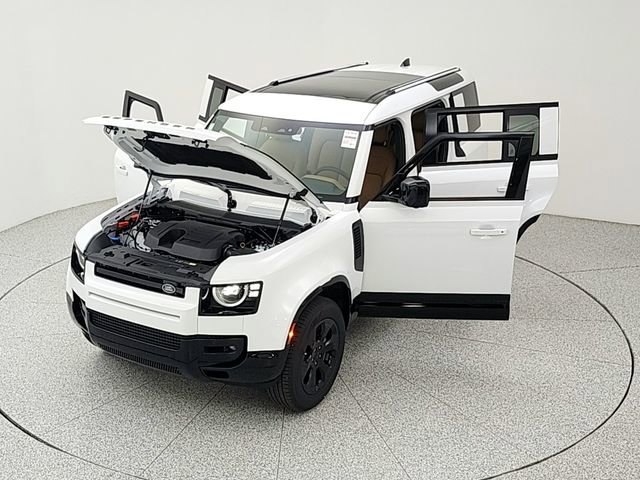 New 2026 Land Rover Defender 110 X-Dynamic SE AWD/4WD image 37