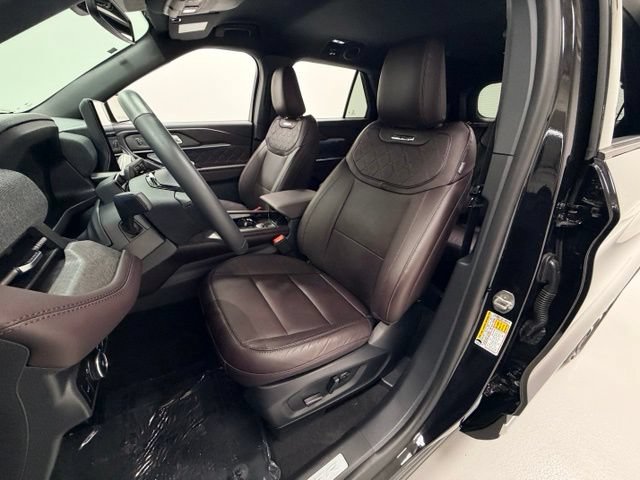 Used 2026 Ford Explorer Platinum w/ LUX Leather Package AWD/4WD image 19
