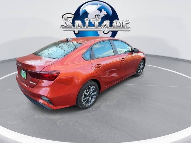 Used 2022 Kia Forte LXS image 9