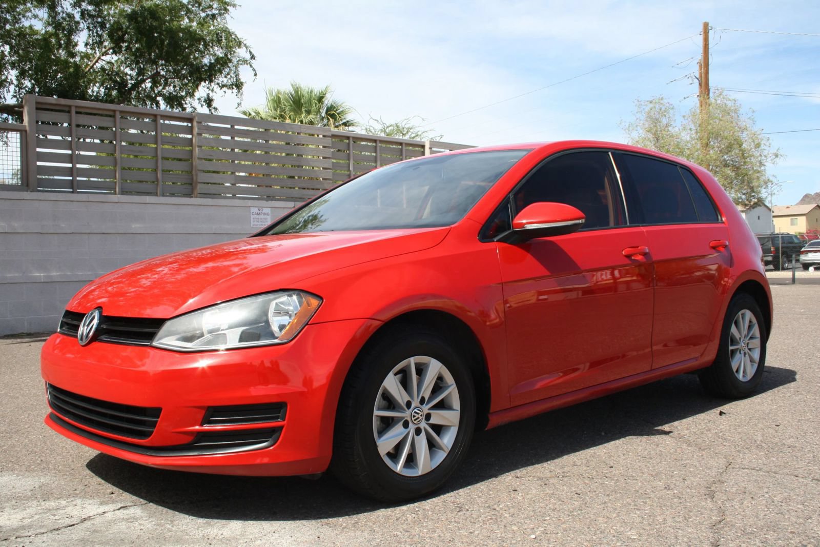 Used 2015 Volkswagen Golf S FWD image 8