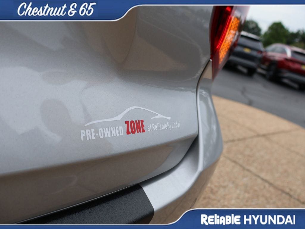 Certified 2025 Hyundai Palisade SEL FWD image 17