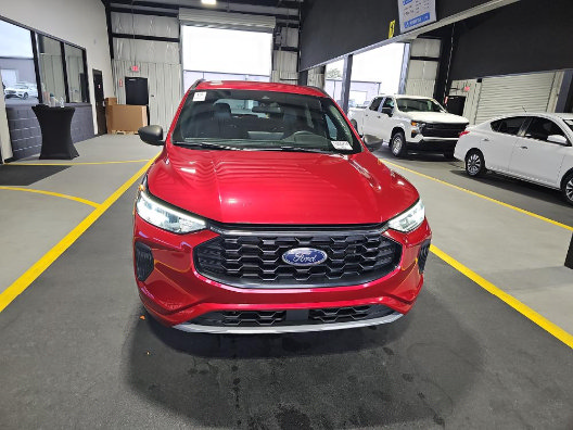 Used 2024 Ford Escape ST-Line w/ Tech Pack #1 FWD image 10