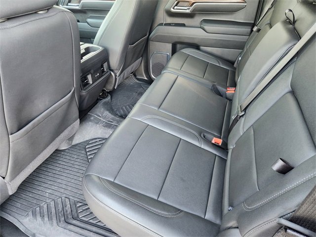Used 2024 Chevrolet Silverado 1500 LT Trail Boss w/ Convenience Package II AWD/4WD image 31
