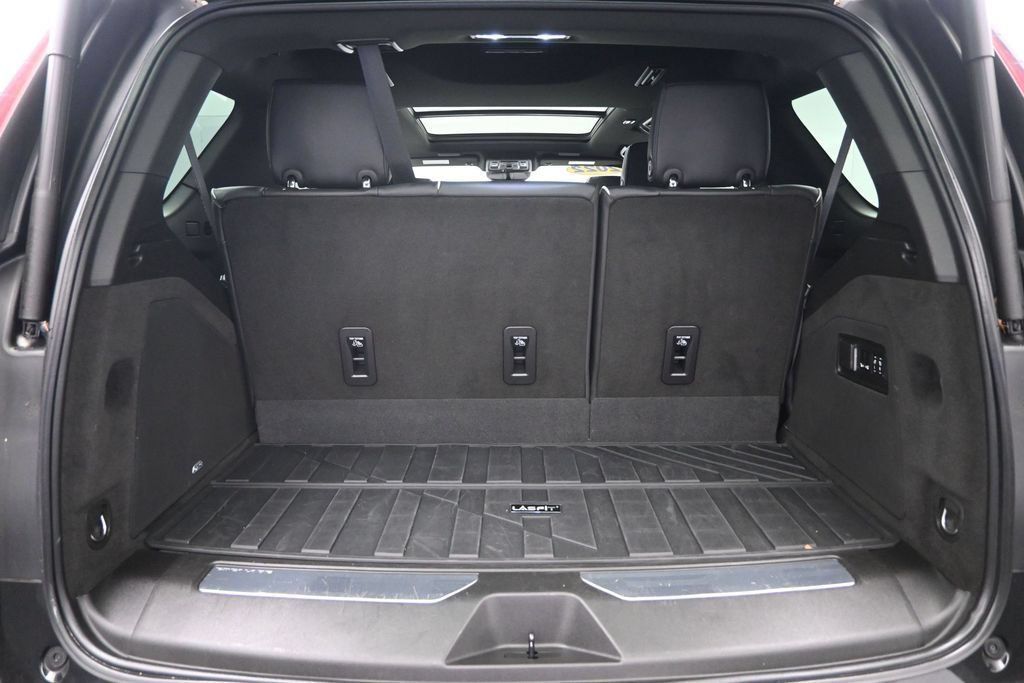 Used 2022 Cadillac Escalade Sport w/ Touring Package AWD/4WD image 27