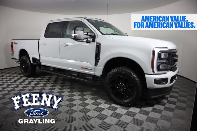 New 2026 Ford F350 Lariat w/ Black Appearance Package