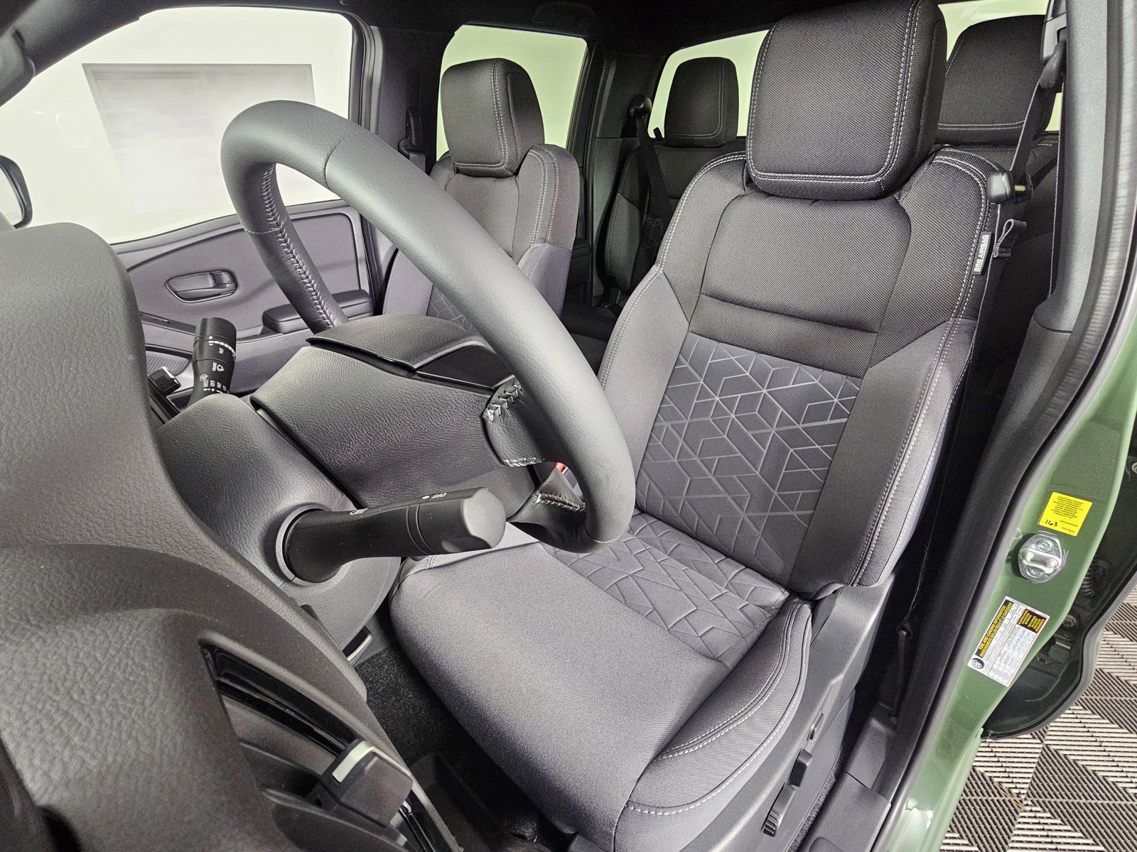 New 2026 Nissan Frontier SV image 23