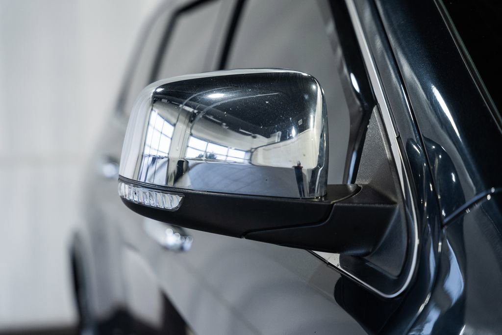 Used 2014 Jeep Grand Cherokee Limited image 18