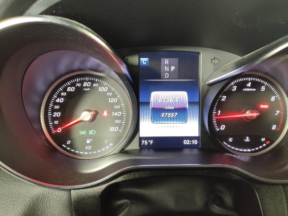 Used 2018 Mercedes-Benz GLC 300 w/ Premium Package image 23