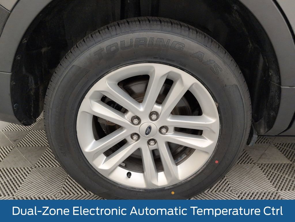 Used 2016 Ford Explorer XLT w/ Equipment Group 201A image 19