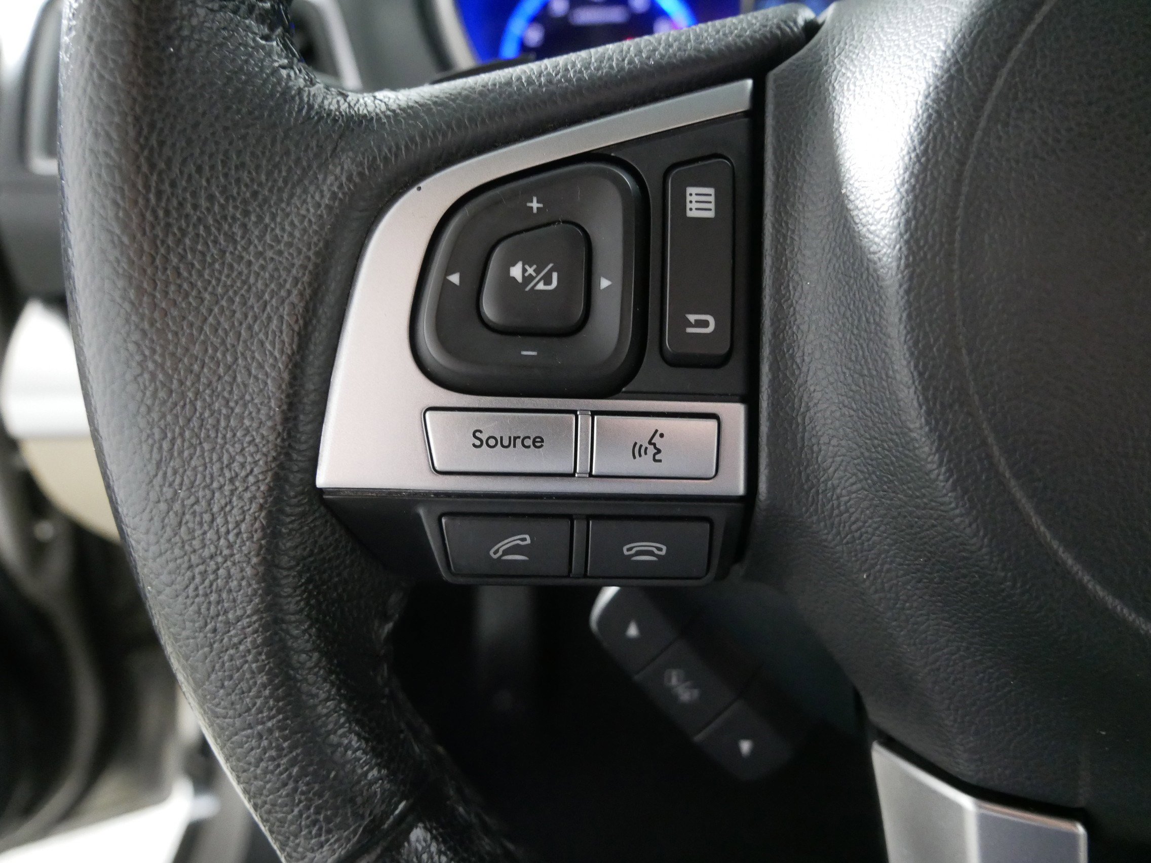 Used 2017 Subaru Outback 2.5i Limited image 27