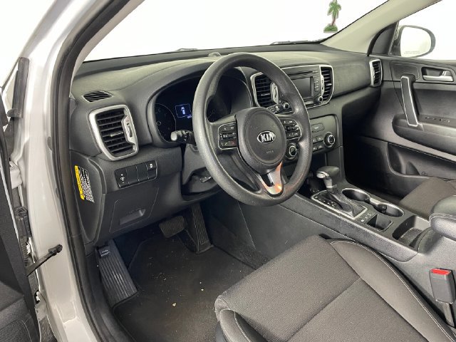 Used 2018 Kia Sportage LX AWD/4WD image 3