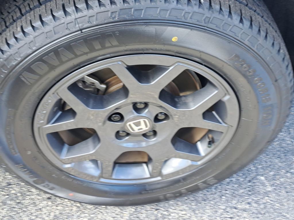 Used 2023 Honda Pilot TrailSport image 7