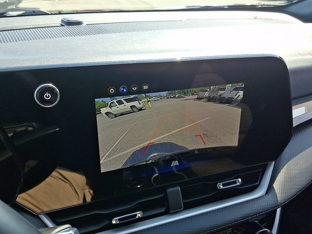 Certified 2026 Chevrolet Equinox LT FWD image 18