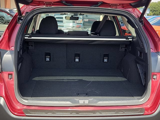 Certified 2025 Subaru Outback Premium w/ Popular Package #1A AWD/4WD image 10