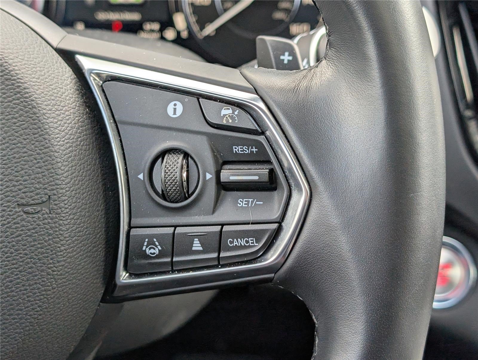 Used 2024 Acura RDX SH-AWD w/ Technology Package image 25