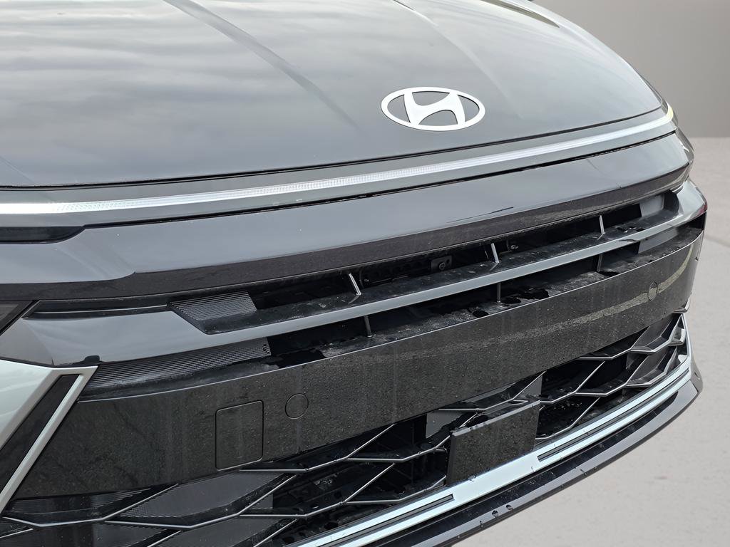 New 2026 Hyundai Sonata Blue FWD image 9