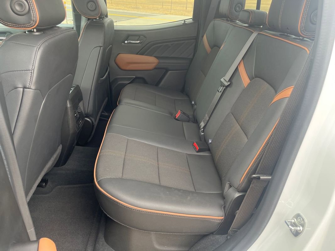 Used 2024 GMC Canyon AT4 w/ Technology Package image 14