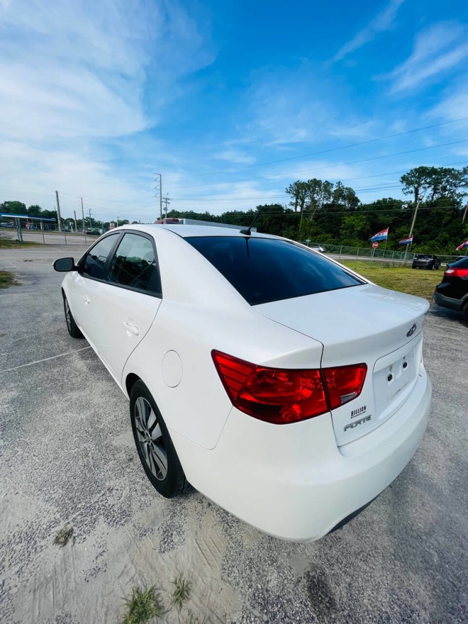 Used 2013 Kia Forte EX w/ Premium Pkg image 7