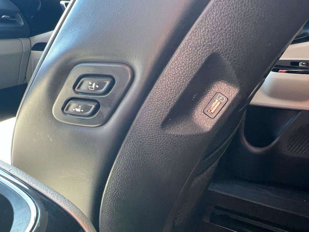 Used 2024 Kia Carnival SX image 14