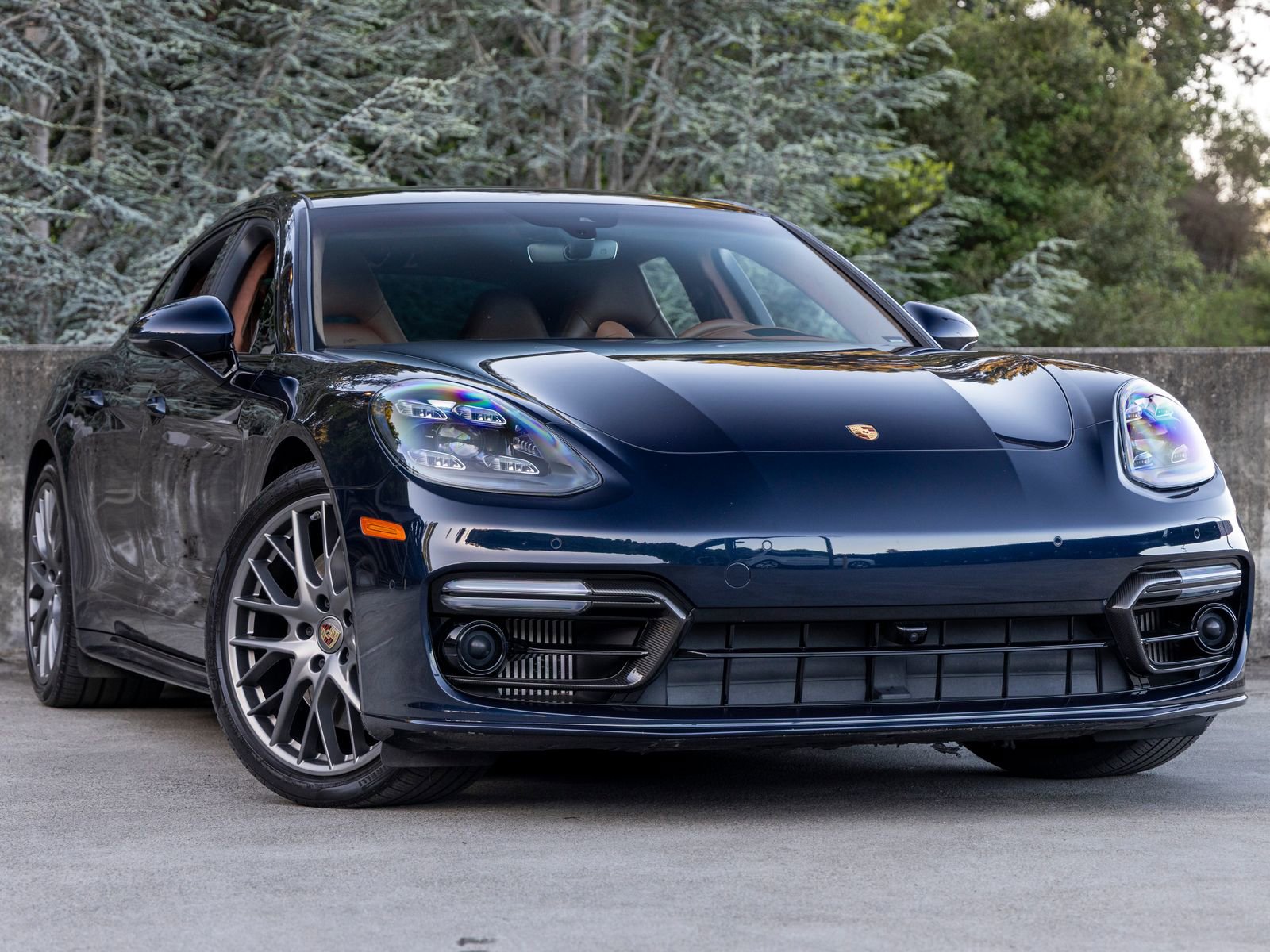 Used 2022 Porsche Panamera GTS AWD/4WD image 6