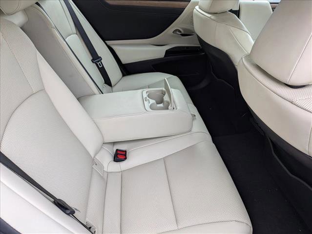 Certified 2025 Lexus ES 350 w/ Premium Package image 17