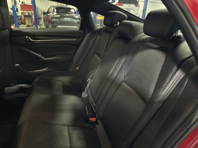 Used 2020 Honda Accord Sport image 30