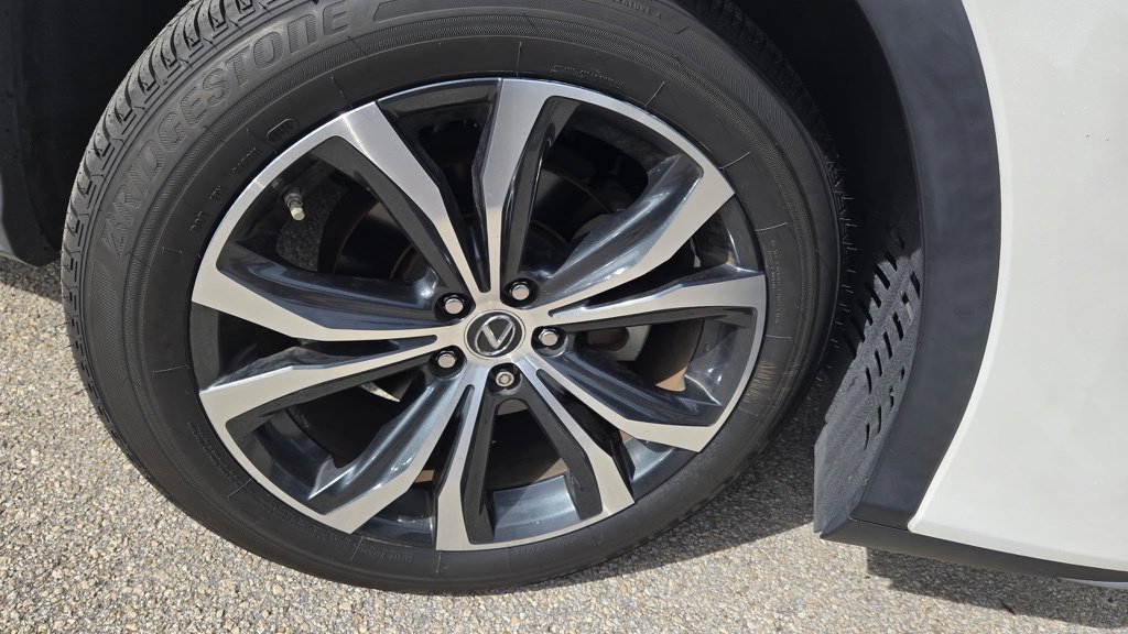 Certified 2022 Lexus RX 350 FWD w/ Premium Package image 2