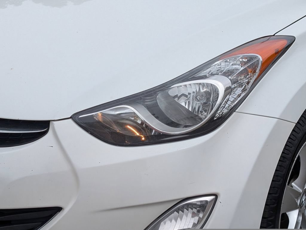 Used 2012 Hyundai Elantra GLS w/ Preferred Pkg 3 FWD image 10