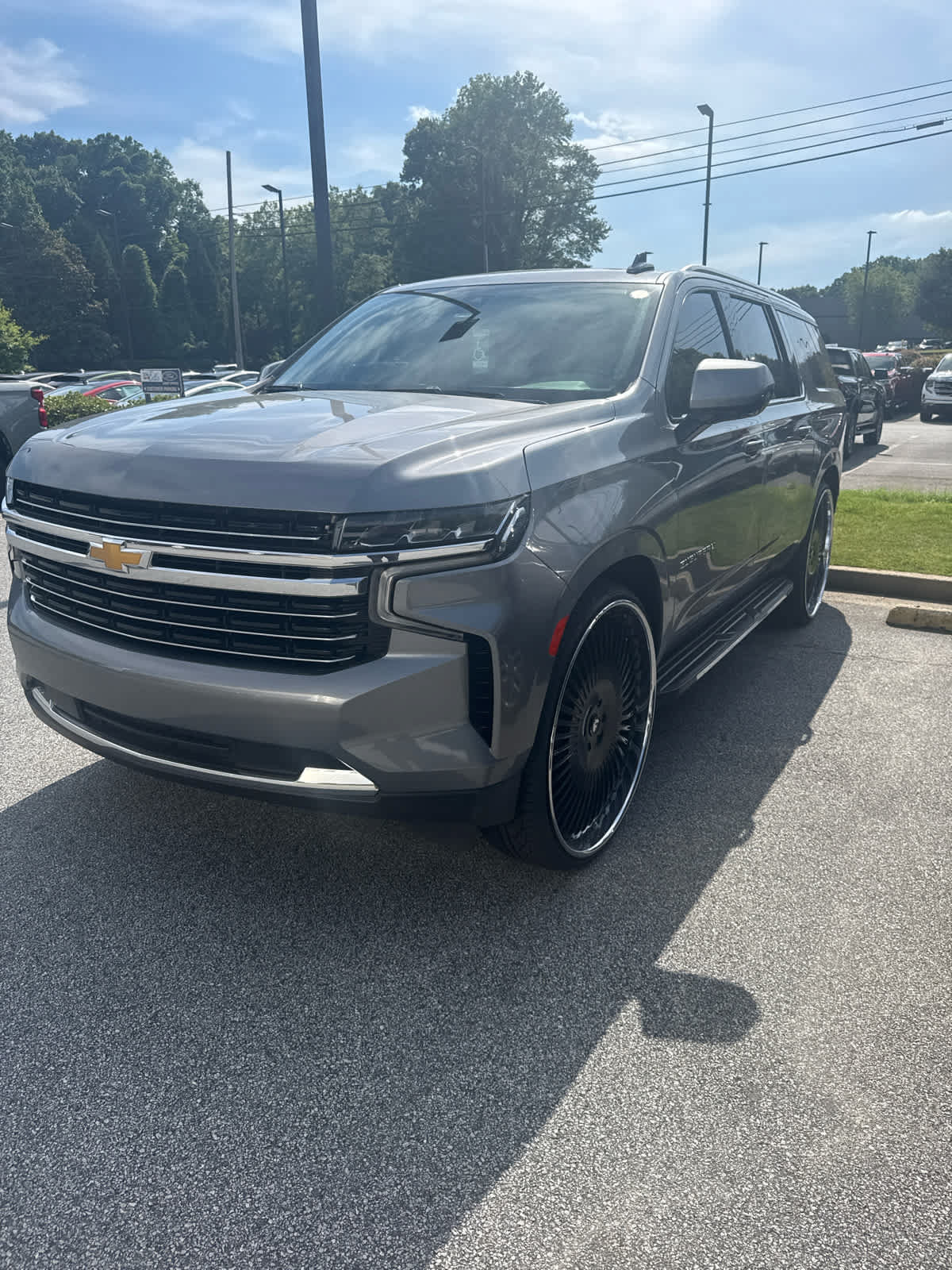 Used 2021 Chevrolet Suburban LT w/ Rear Media and Nav Package