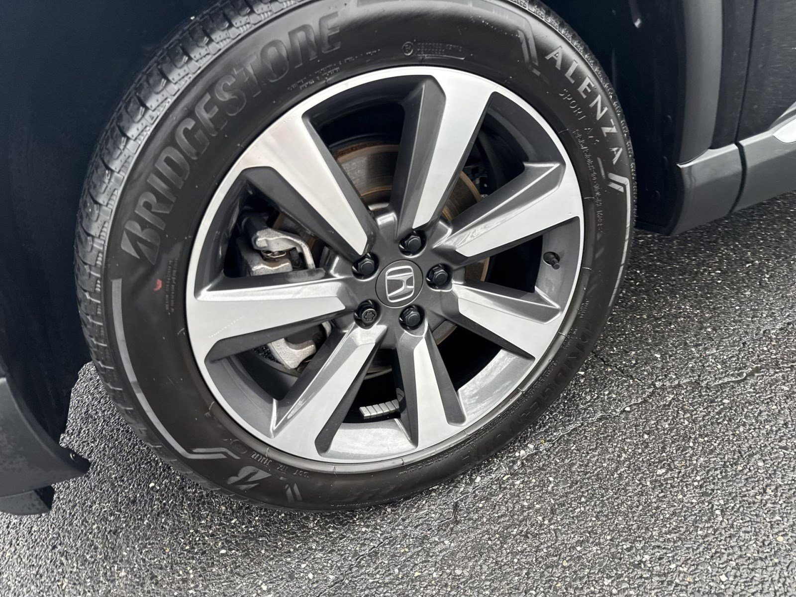 Used 2023 Honda Pilot Elite image 12