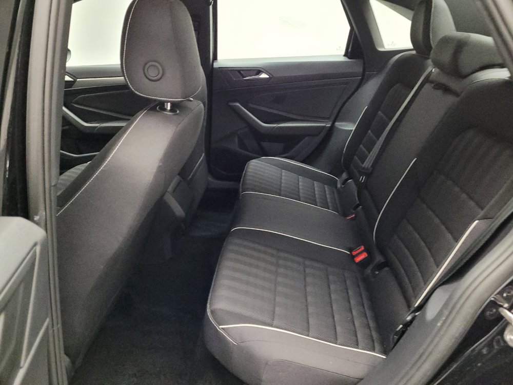 Used 2024 Volkswagen Jetta Sport image 18