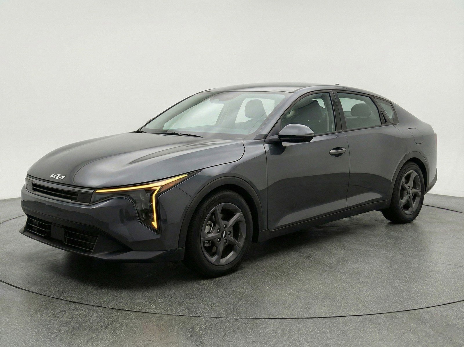 Used 2025 Kia K4 FWD image 3