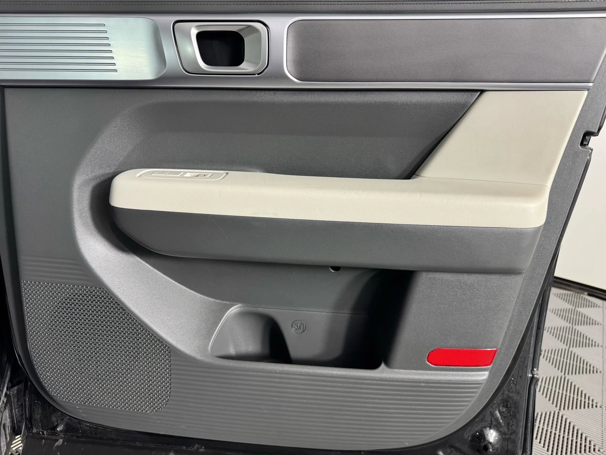 Used 2024 Hyundai Santa Fe SE image 42