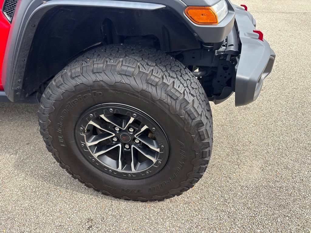 Used 2024 Jeep Wrangler Unlimited Rubicon w/ XTREMEE 35" Tire Package AWD/4WD image 5