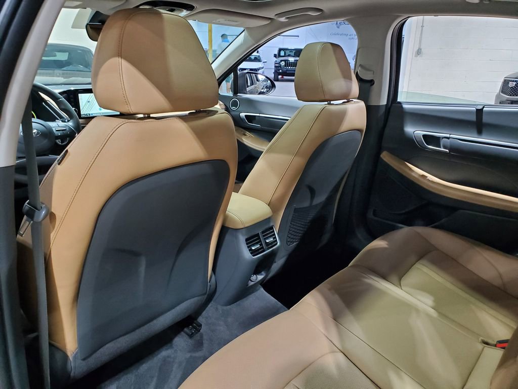 Used 2023 Hyundai Sonata Limited FWD image 25