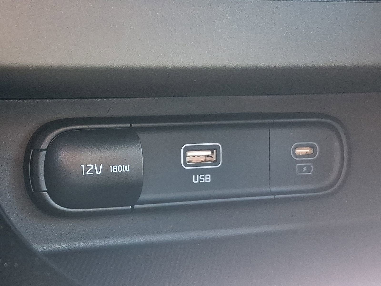 New 2026 Kia Seltos S AWD/4WD image 18