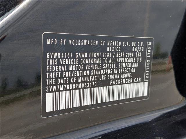 Used 2023 Volkswagen Jetta SE w/ Panoramic Sunroof Package image 25