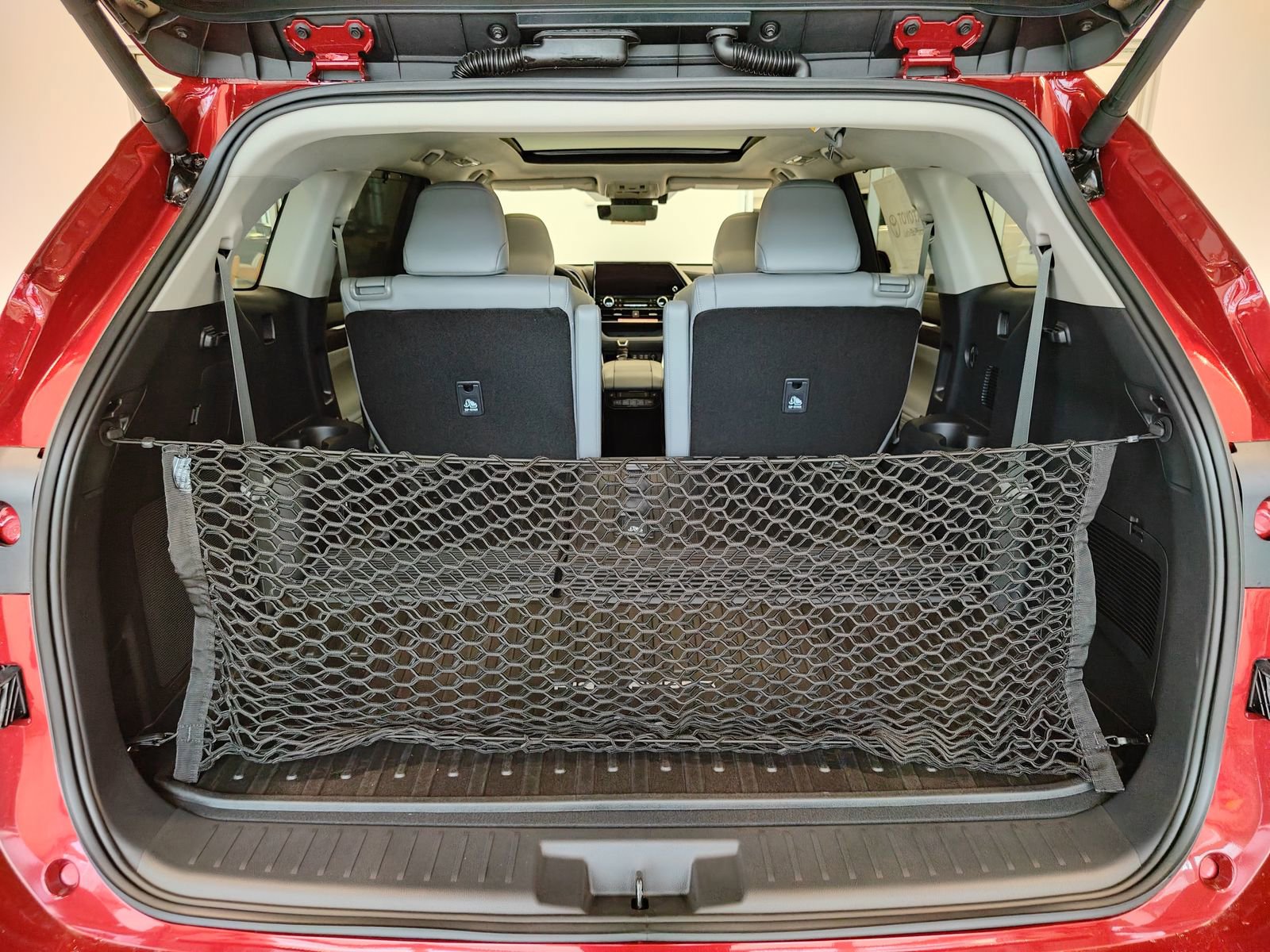 New 2026 Toyota Highlander Platinum image 18