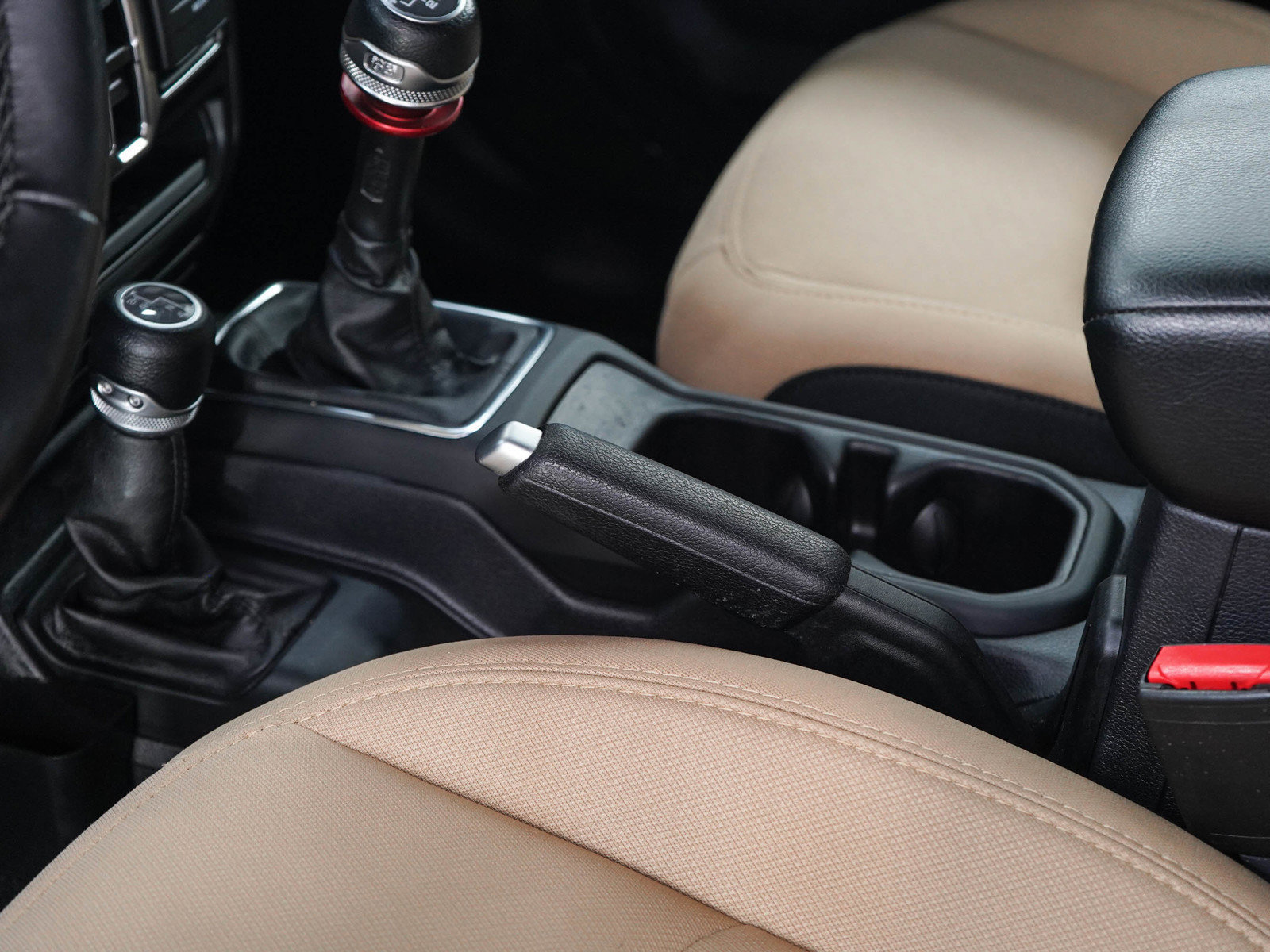 Used 2022 Jeep Wrangler Unlimited Sport AWD/4WD image 26