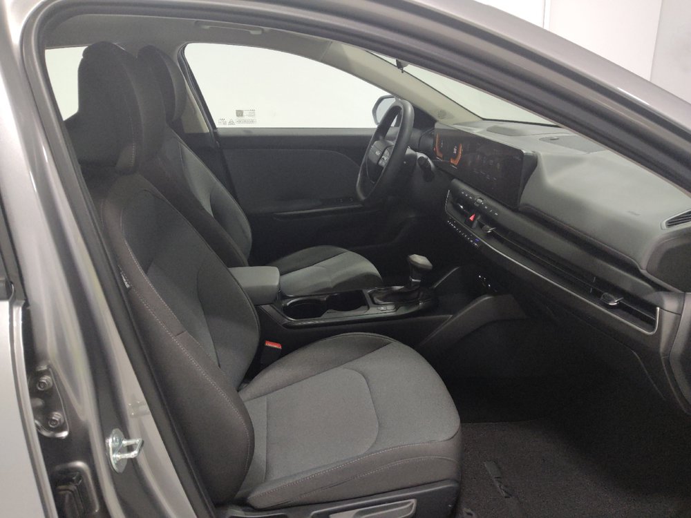Used 2025 Kia K4 FWD image 21