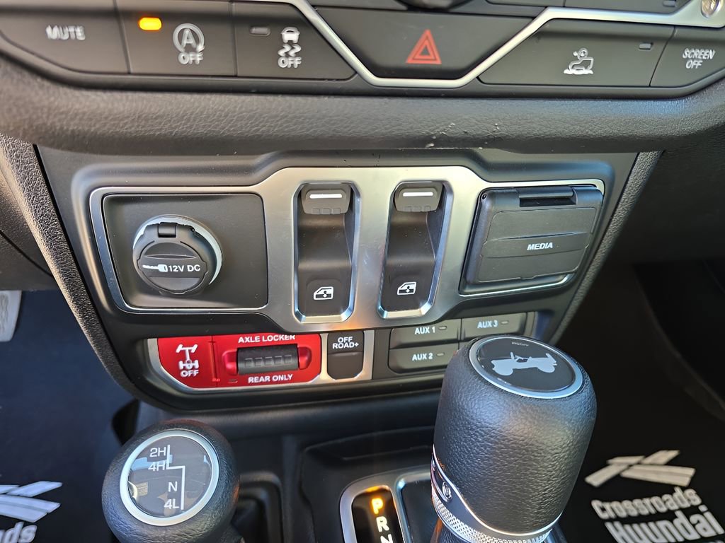 Used 2024 Jeep Wrangler Willys image 21