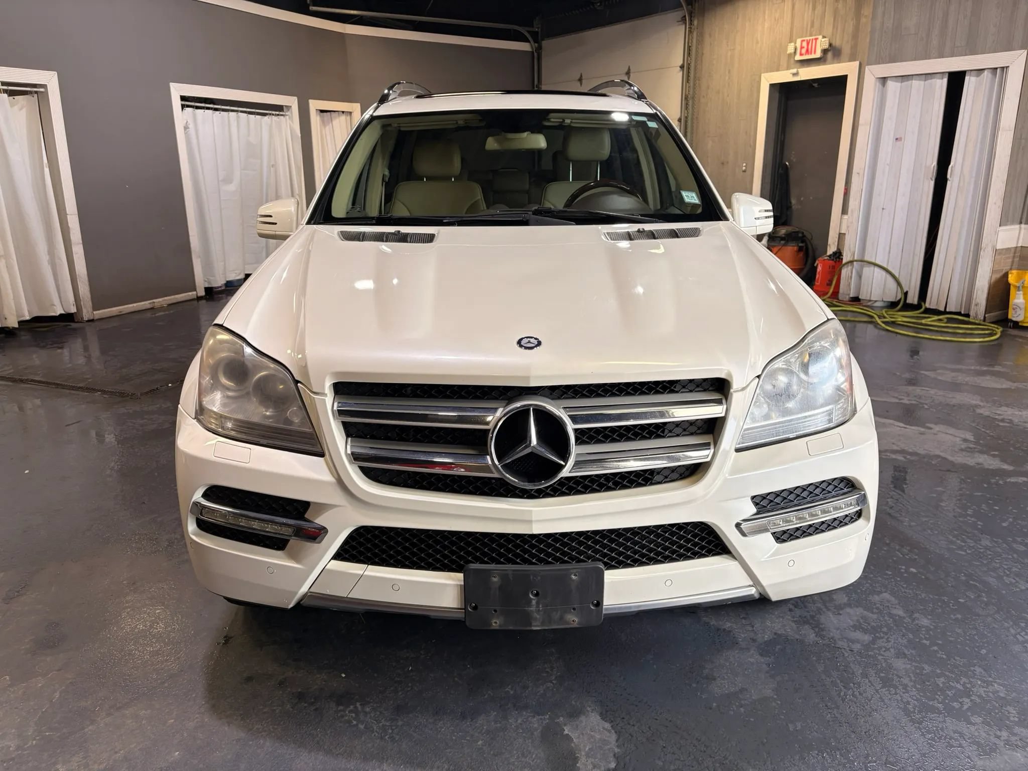 Used 2012 Mercedes-Benz GL 450 4MATIC image 2