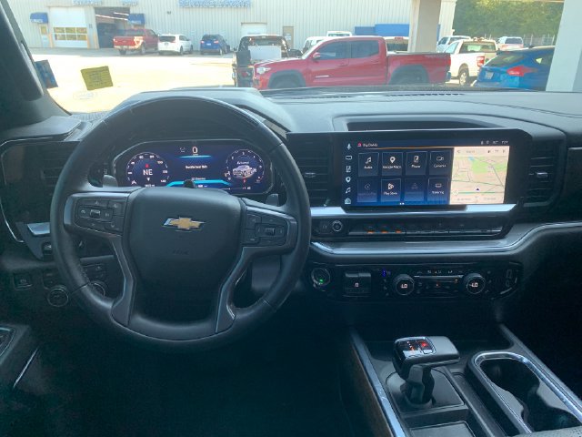 Used 2026 Chevrolet Silverado 1500 High Country AWD/4WD image 15